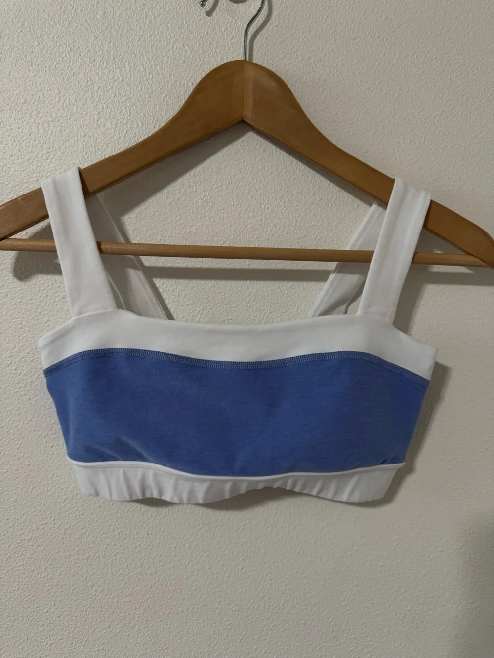 Beyond Yoga Spacedye Horizon Colorblock Bra Periwinkle White Workout Gym-Small